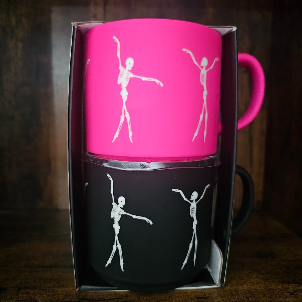 Halloween Dancing Skeleton Mug Pair